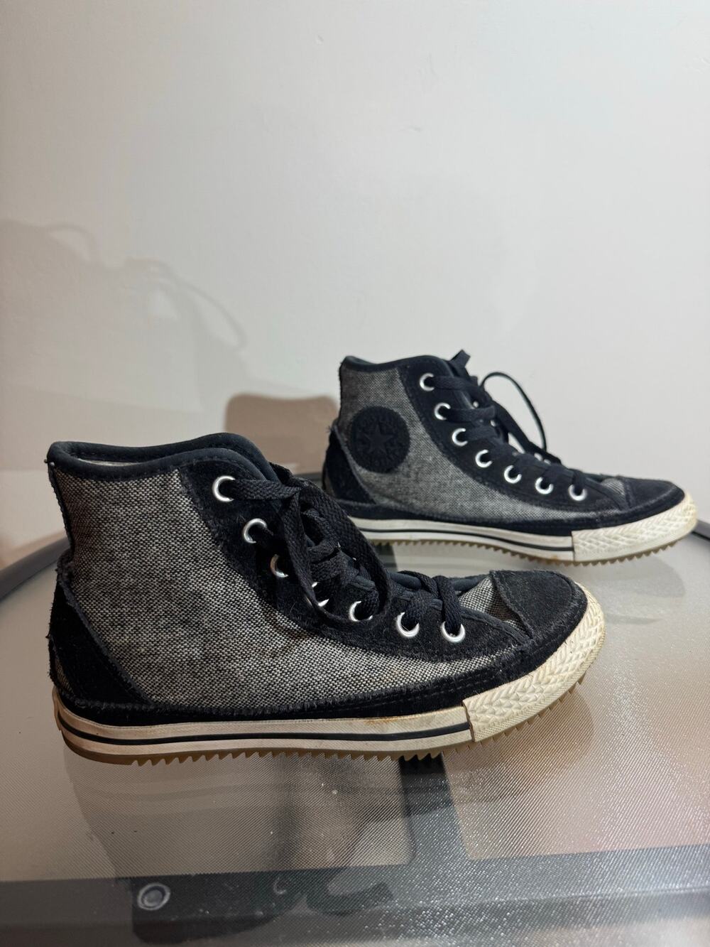 Ladies 6.5 "Sherpa" Lined Woven Converse All Star High Tops